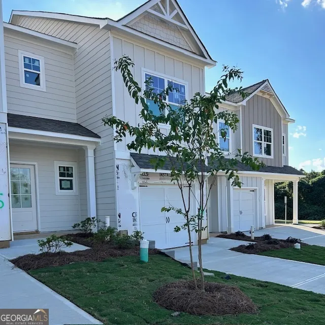15 310 Heron Street, #15