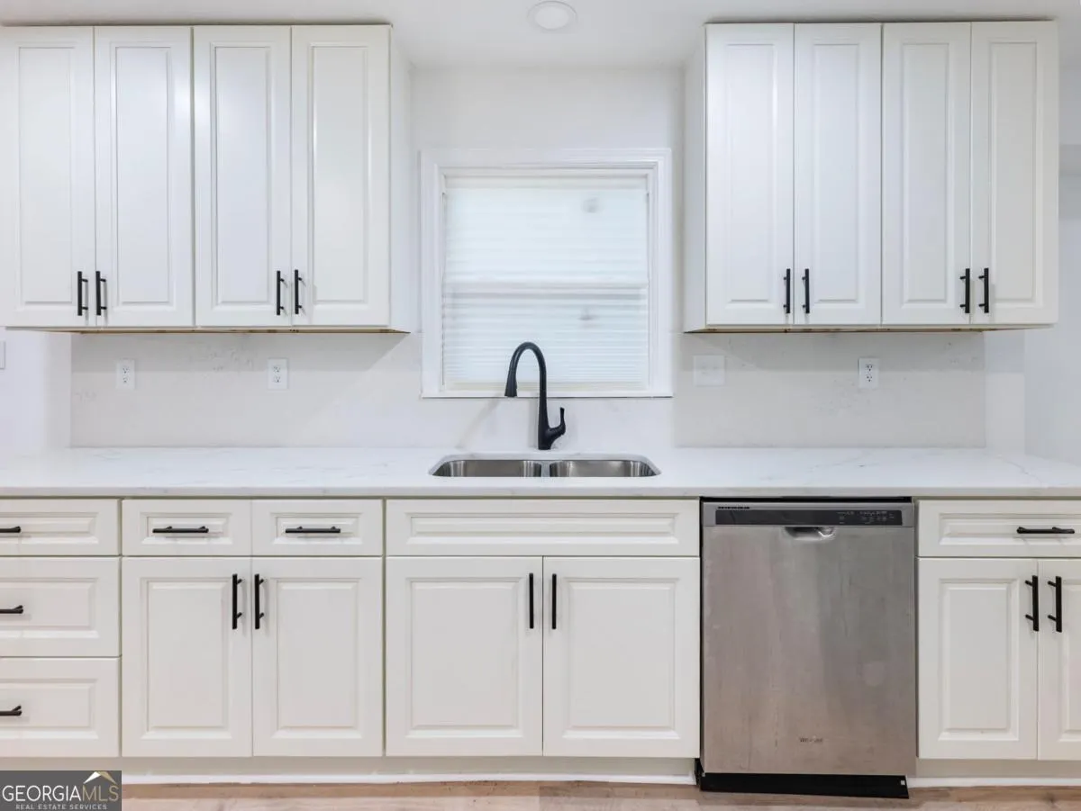 3300 Renoir Court