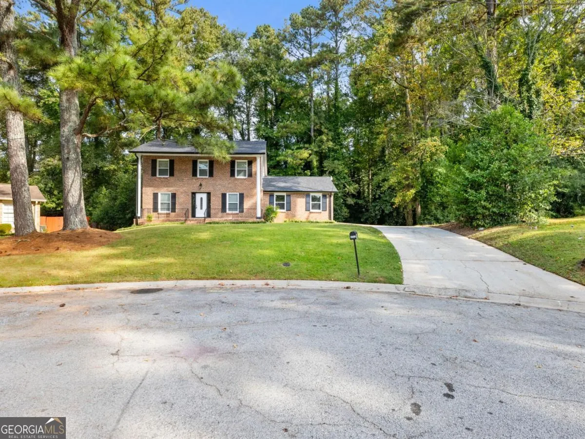 3300 Renoir Court
