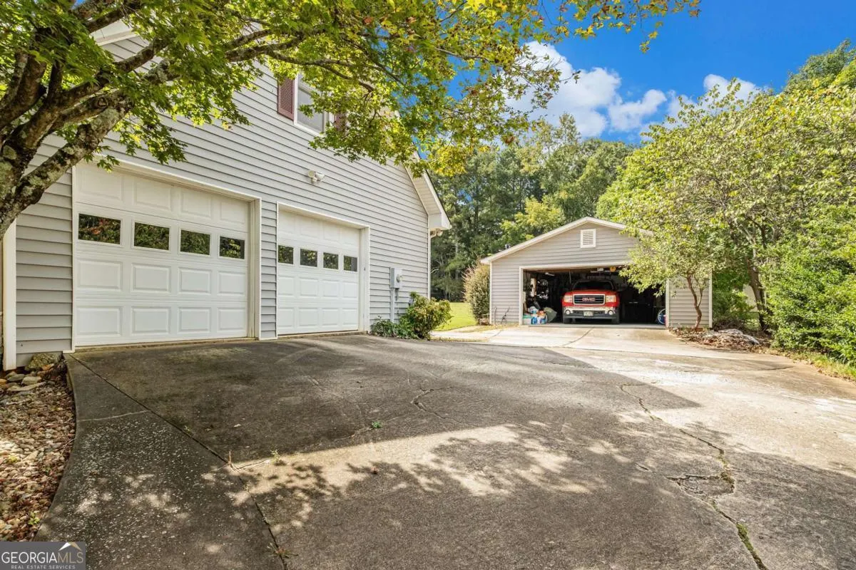209 Weatherly Woods Drive