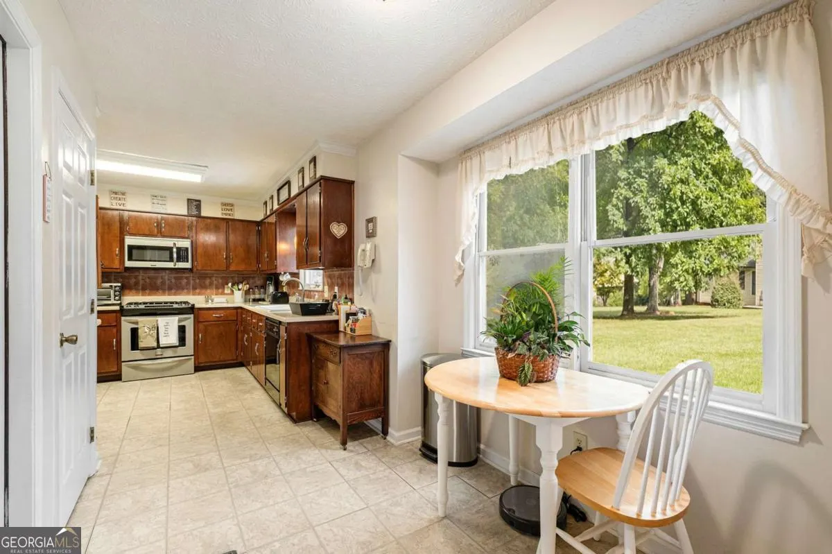 209 Weatherly Woods Drive
