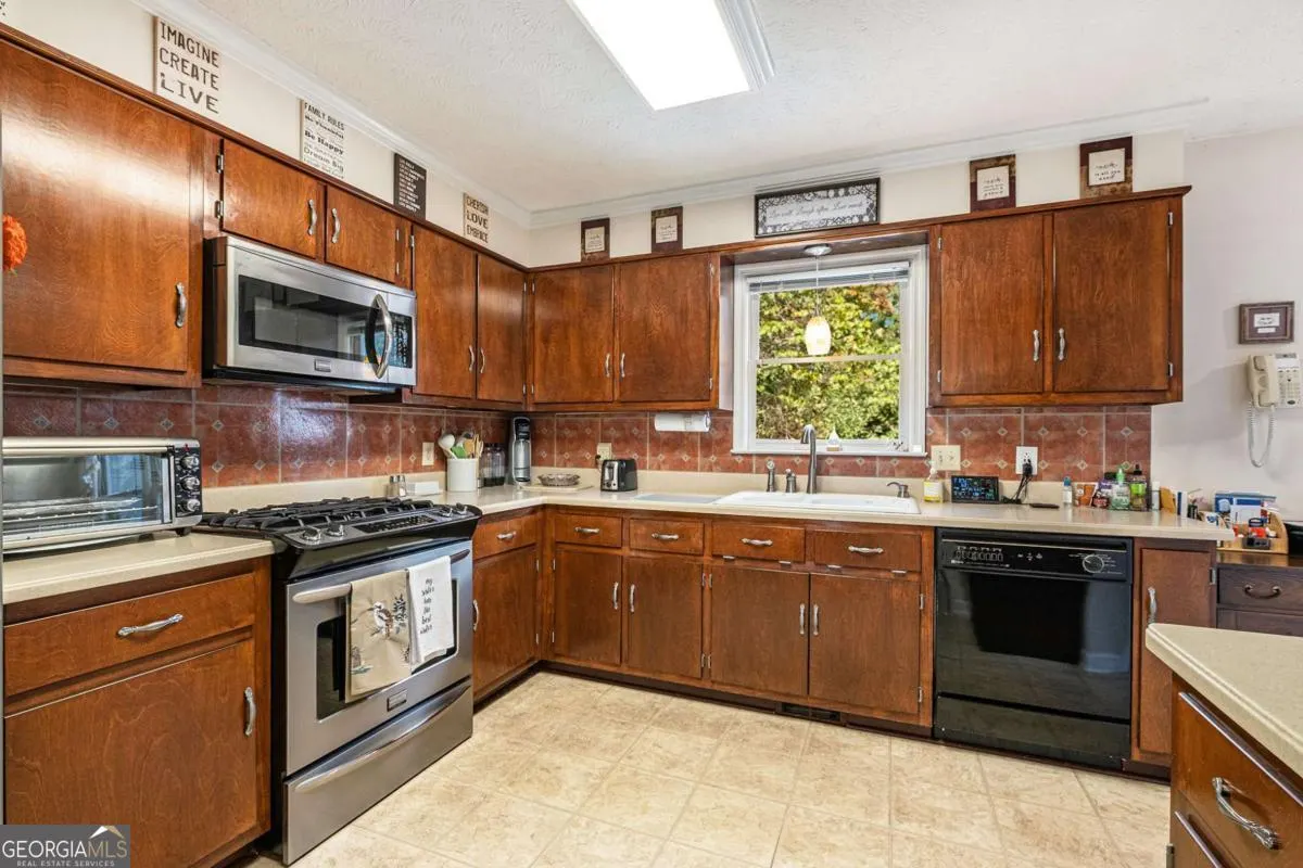 209 Weatherly Woods Drive