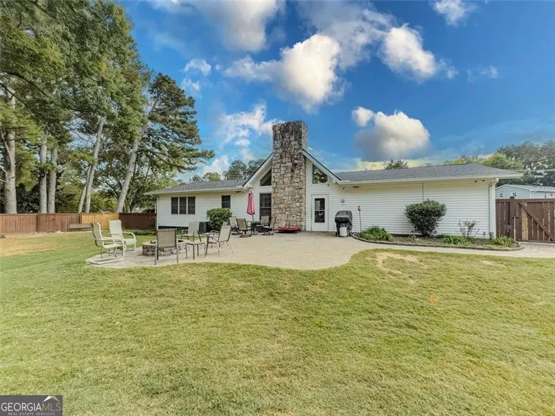 2256 WINDSOR Drive