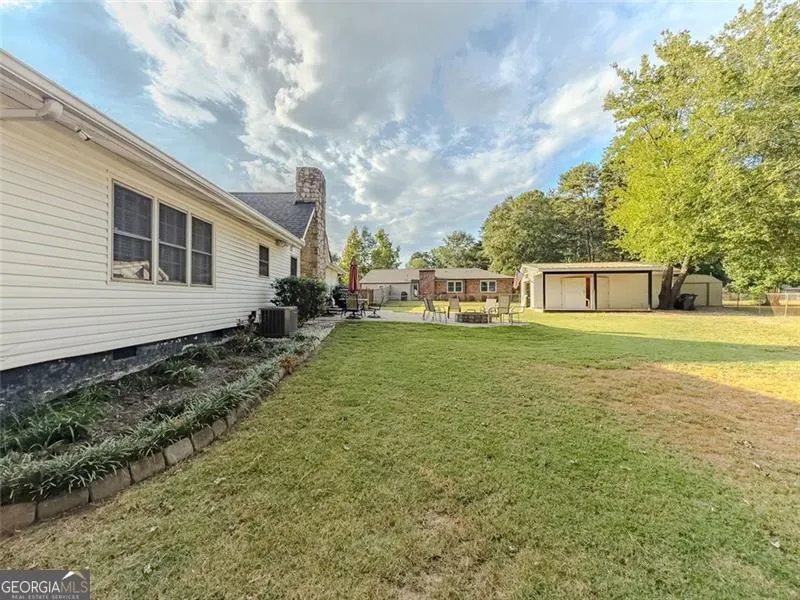 2256 WINDSOR Drive