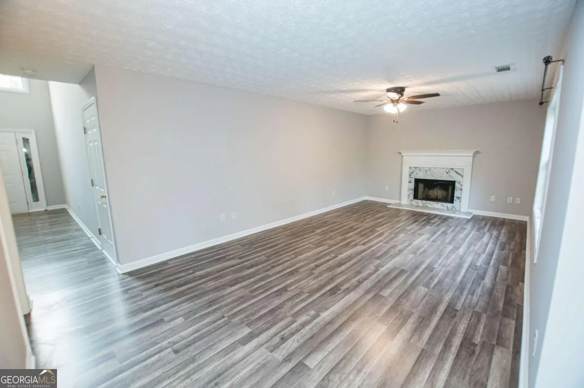 903 Kendall Park Drive