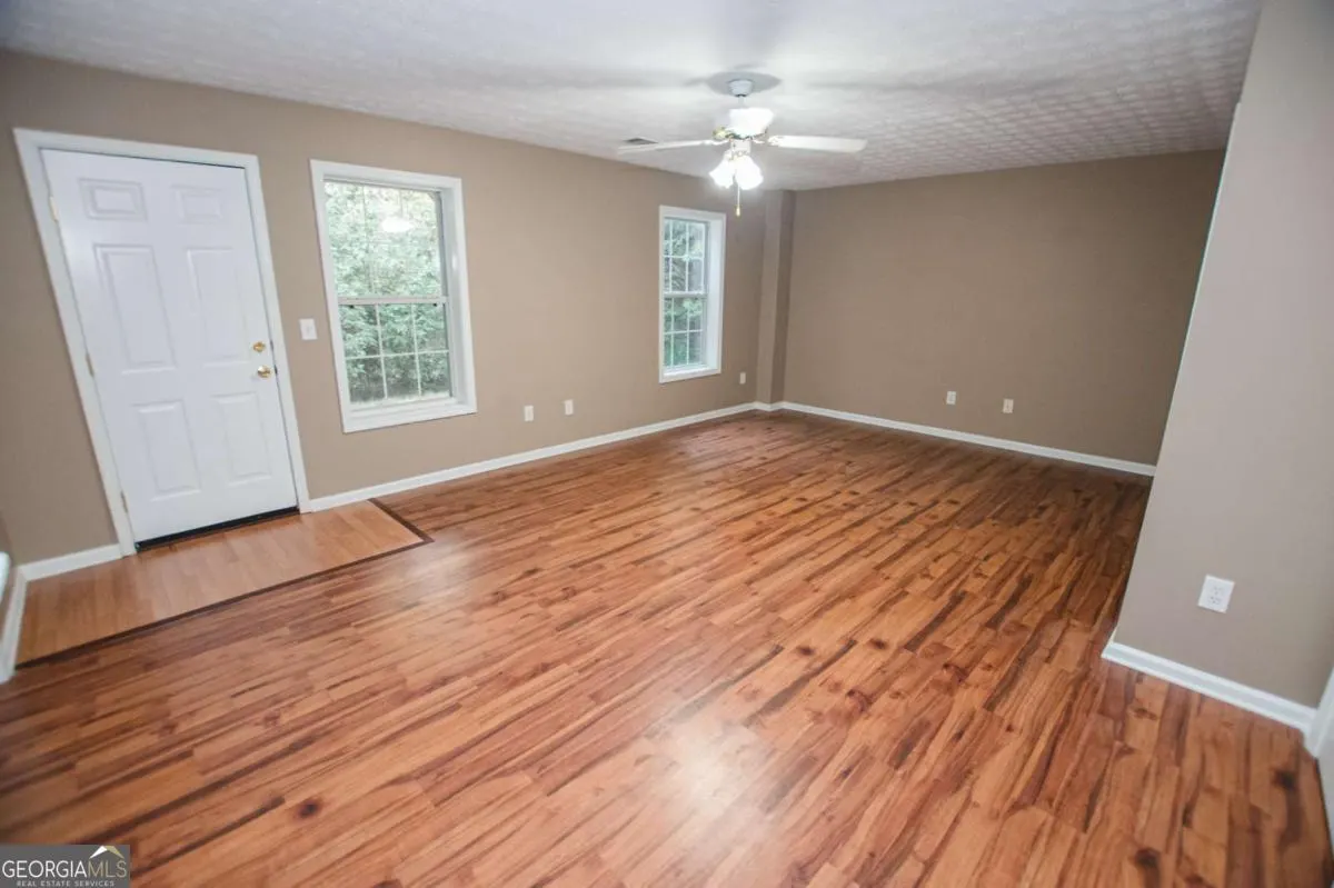 903 Kendall Park Drive