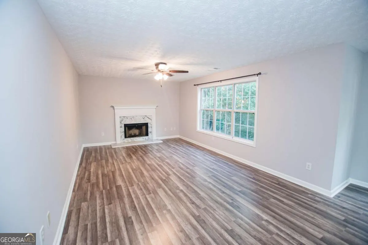 903 Kendall Park Drive
