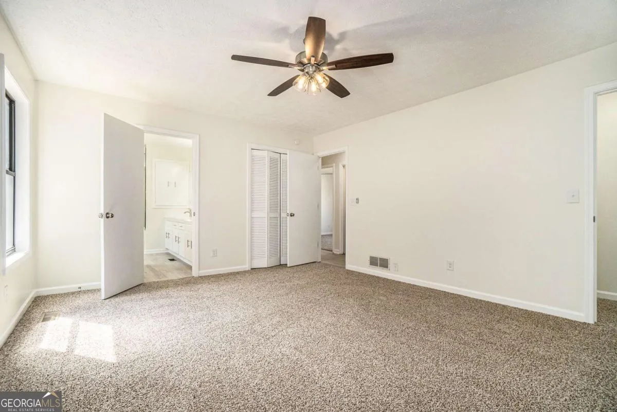 1100 Sallete Court