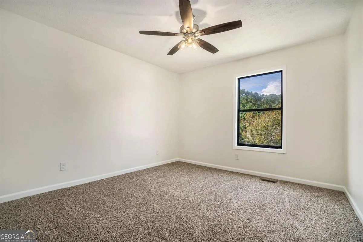 1100 Sallete Court