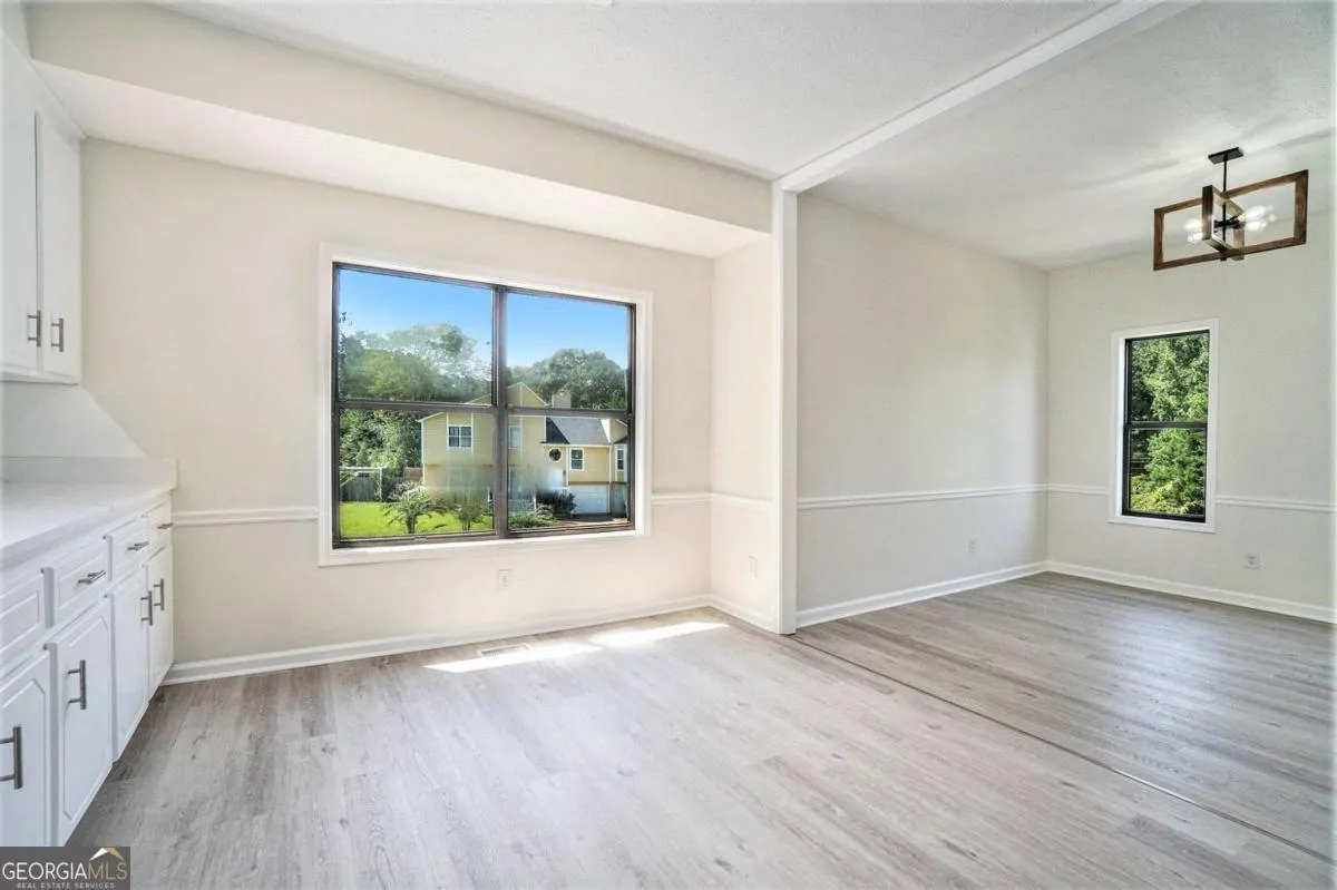 1100 Sallete Court