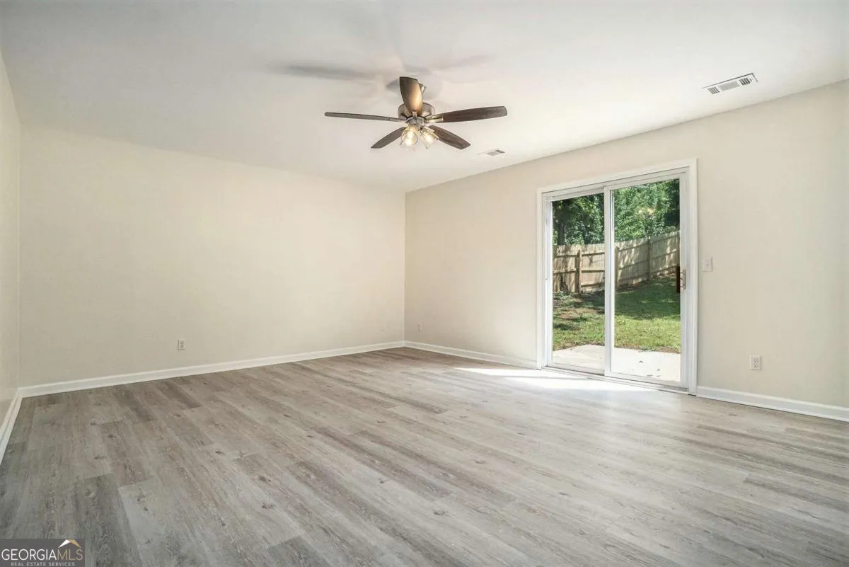 1100 Sallete Court