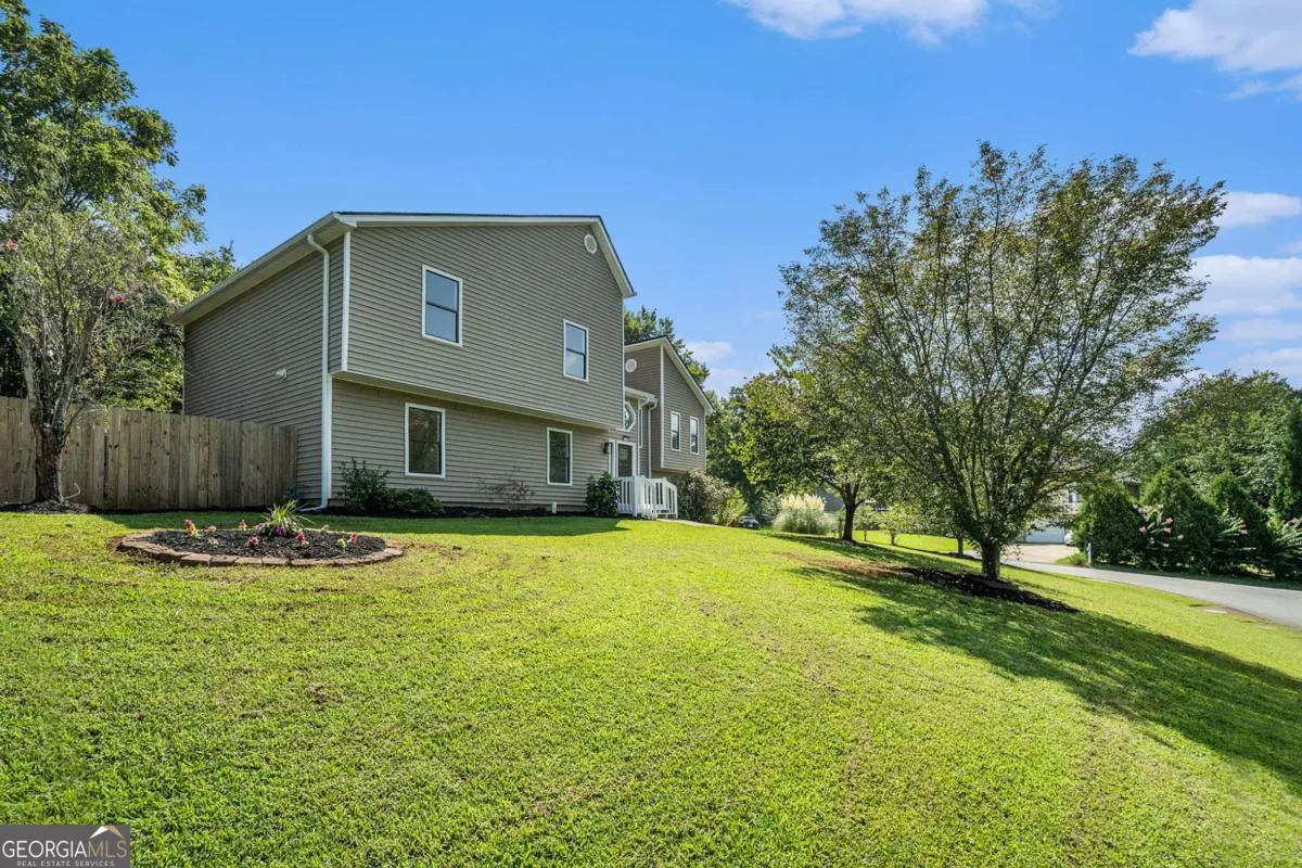 1100 Sallete Court