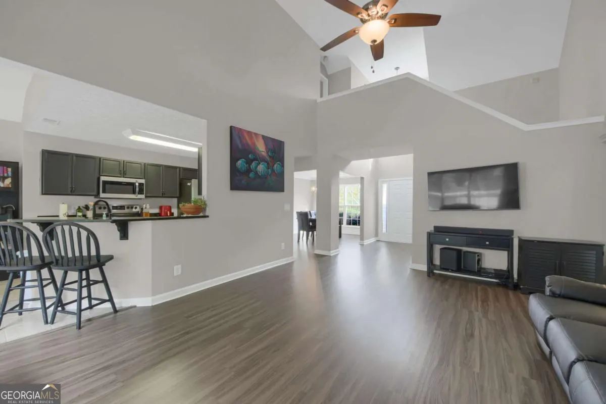 3292 High View Court