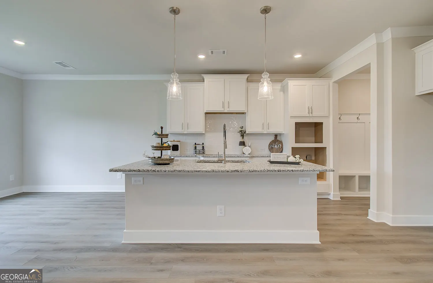 20A 5330 Windridge Parkway, #20A