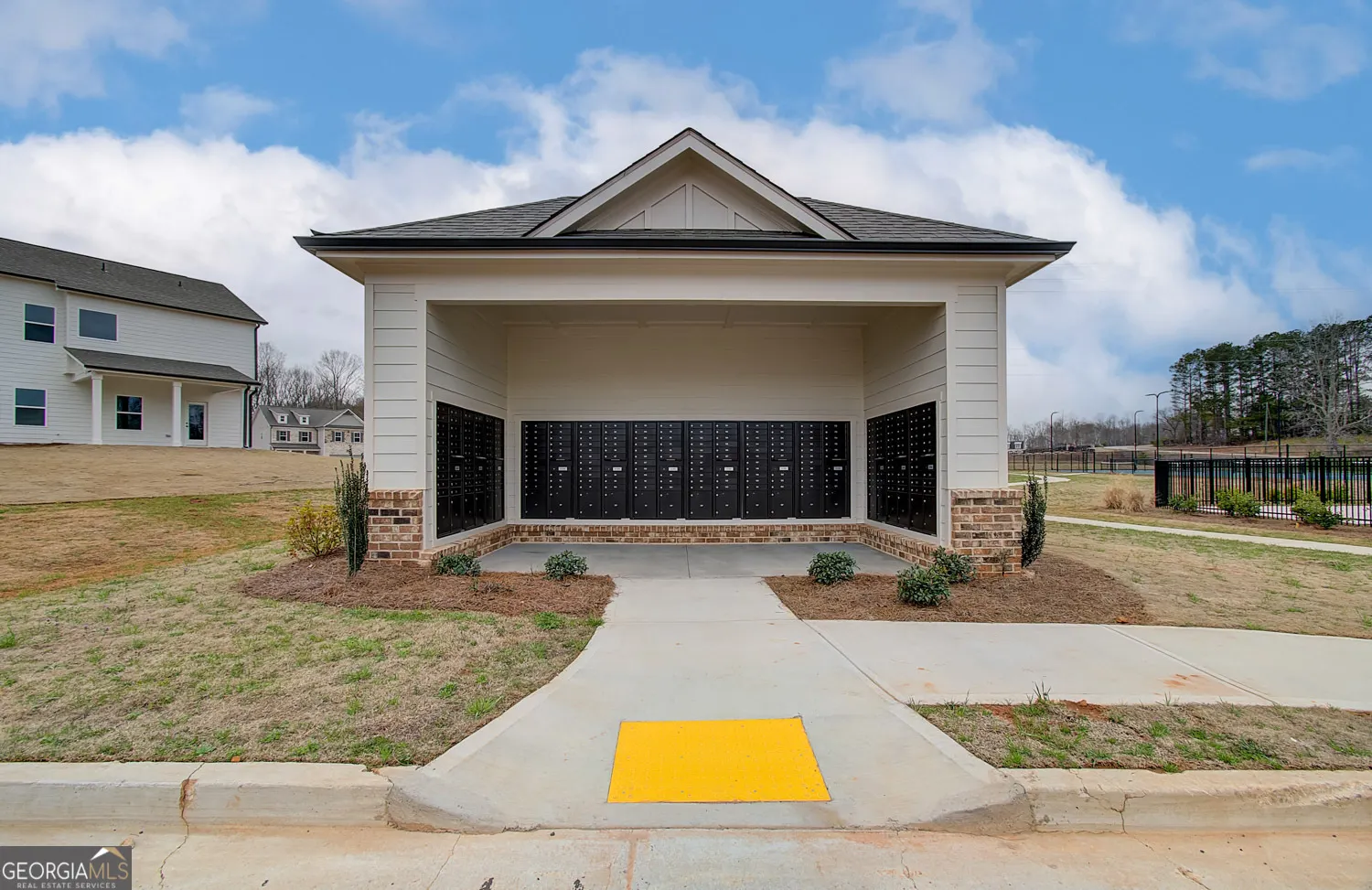20A 5330 Windridge Parkway, #20A