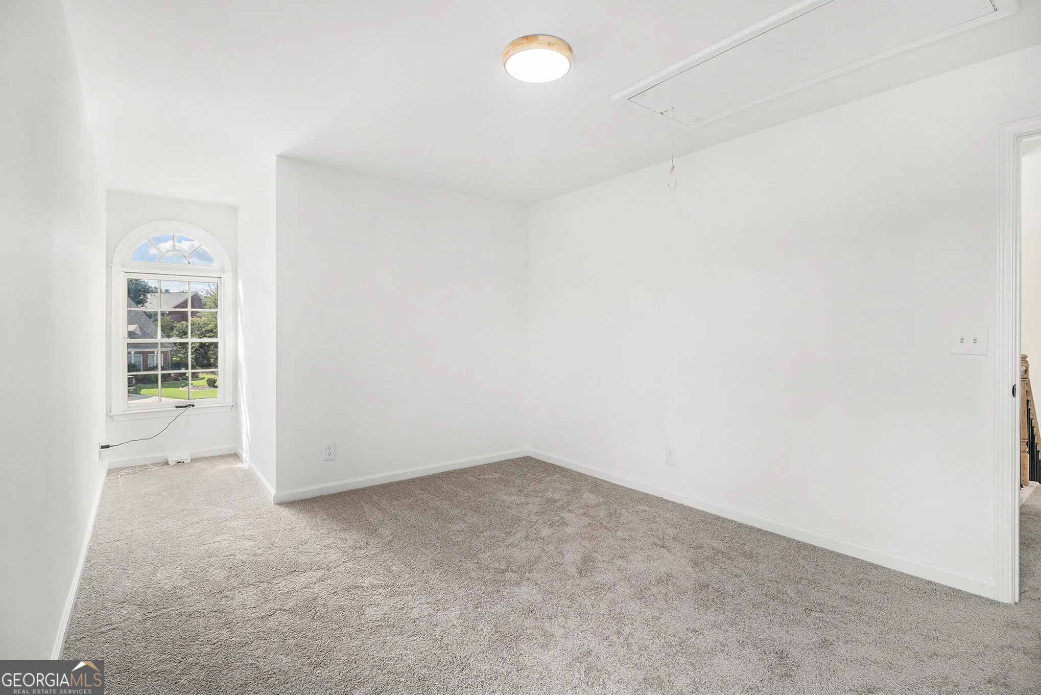 690 Gateway Court