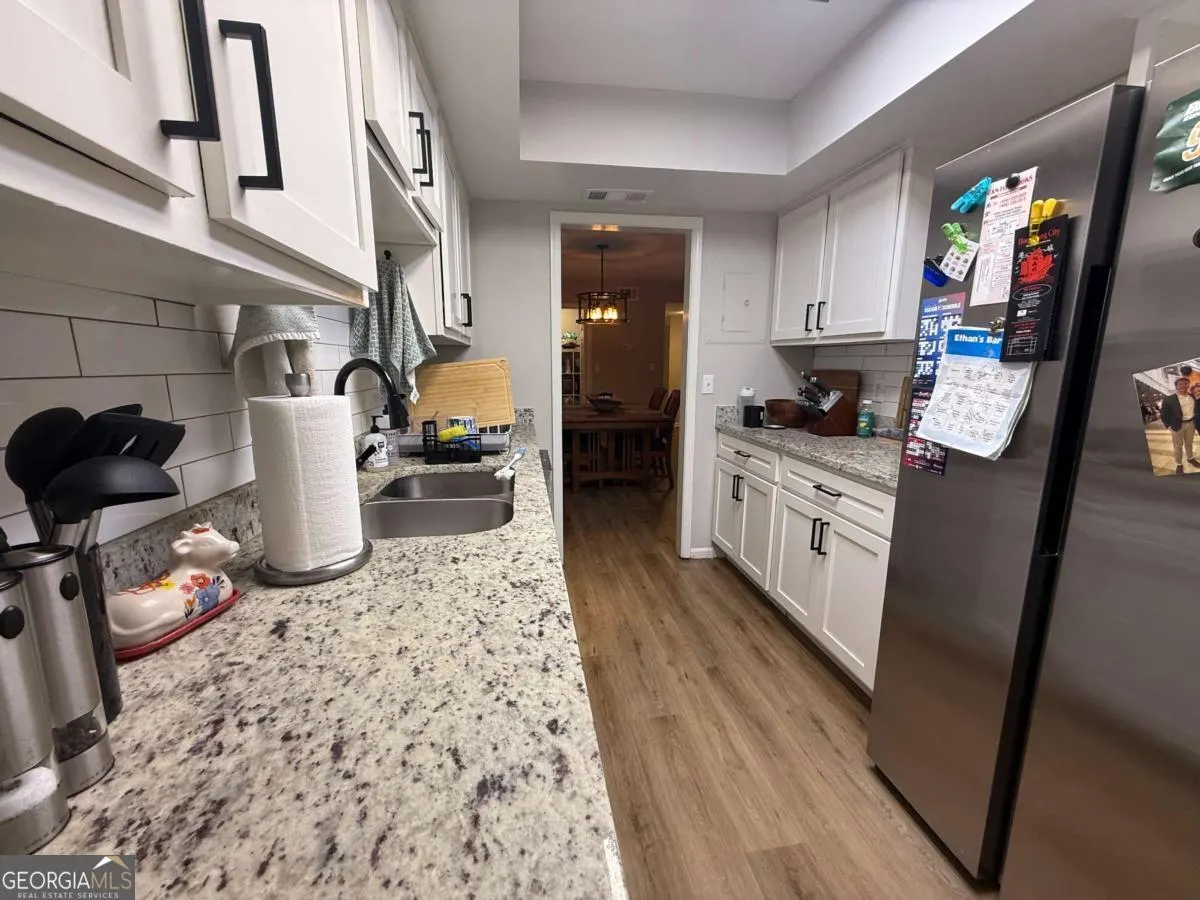 B13 6851 Roswell Road, #B13