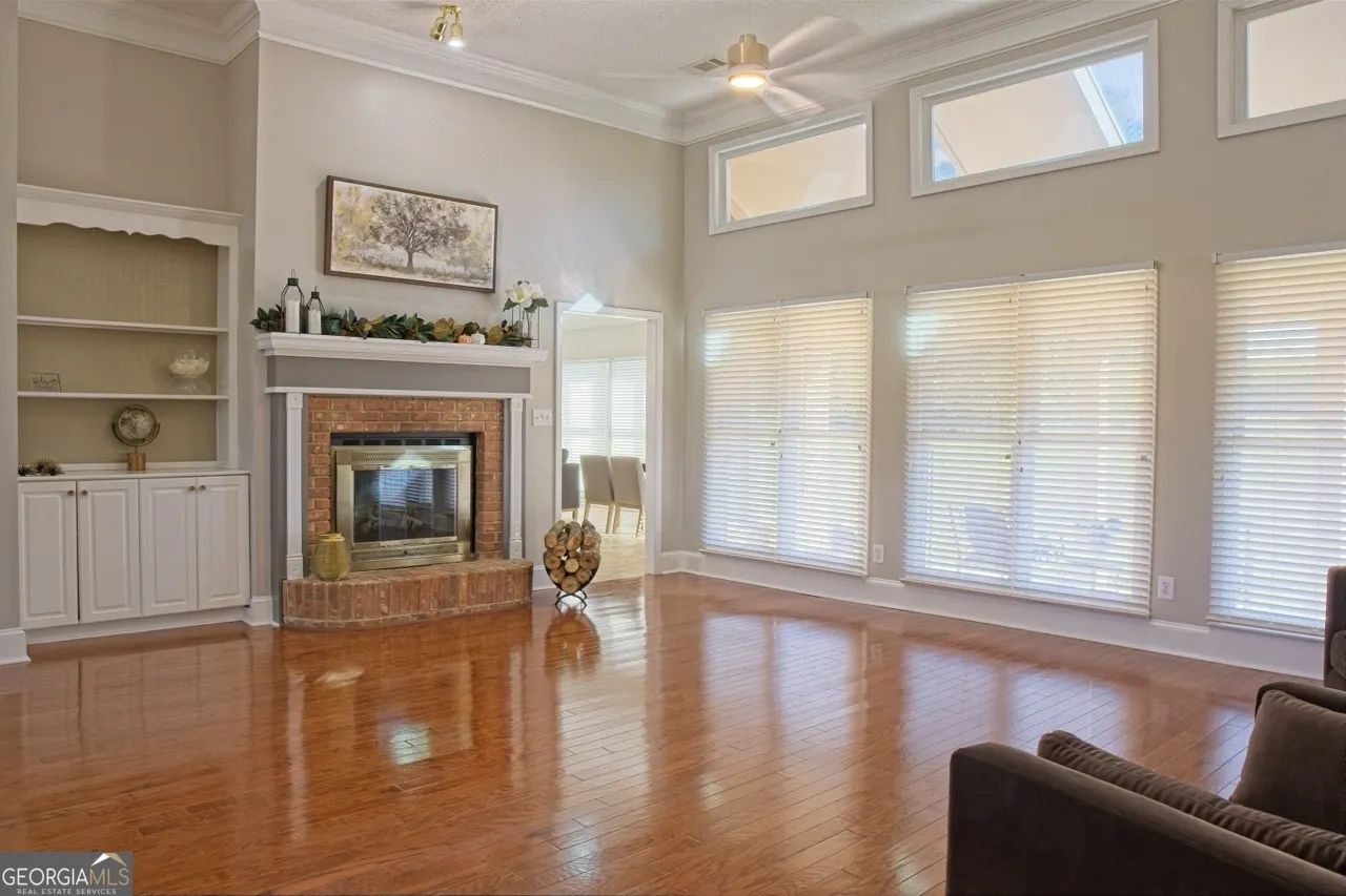 115 Raintree Drive