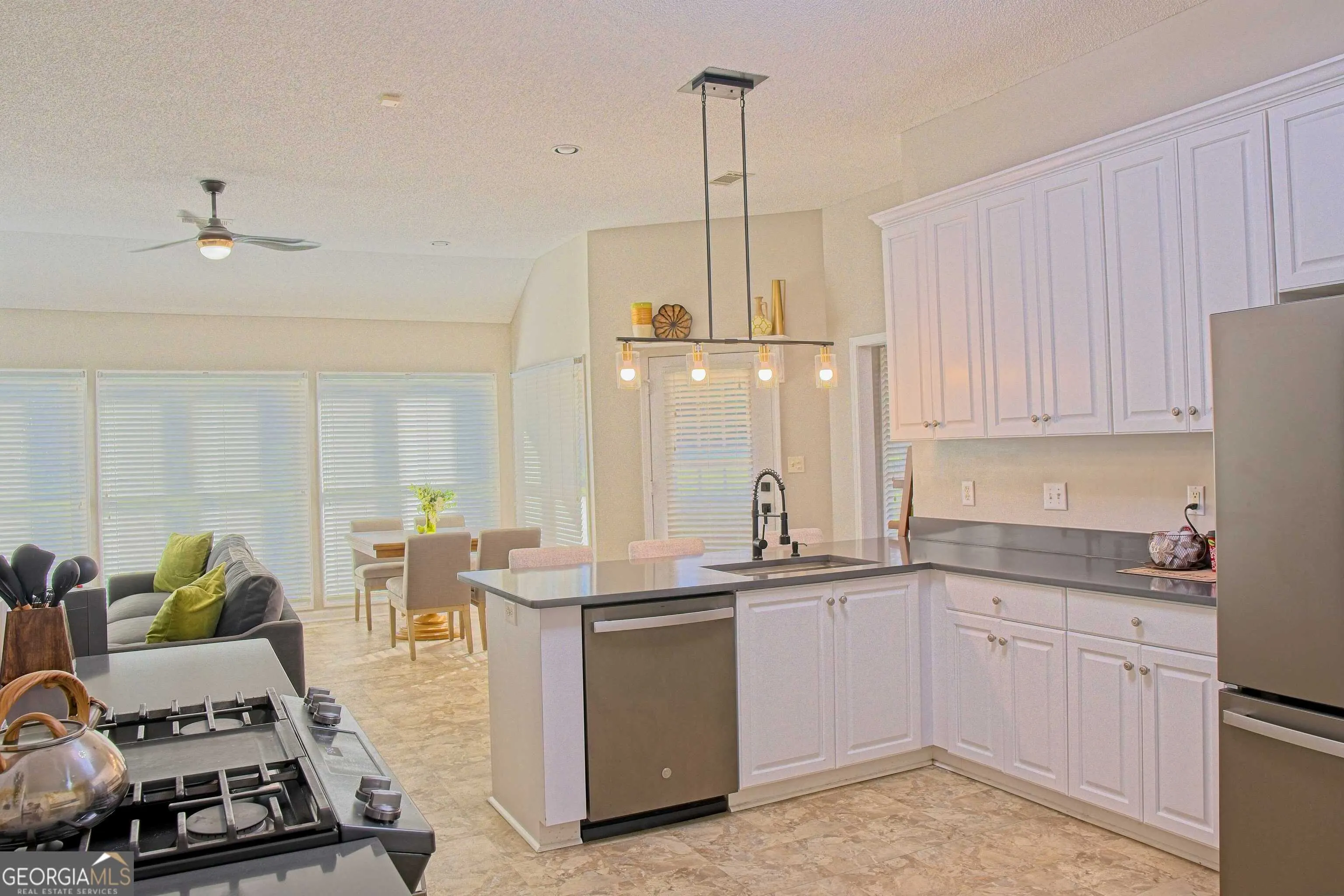 115 Raintree Drive