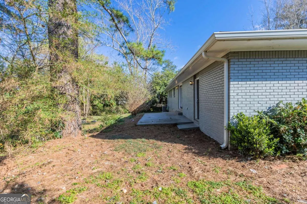 1526 Colony East Circle