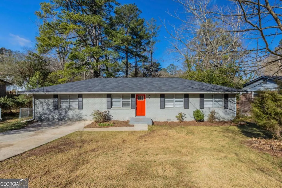 1526 Colony East Circle