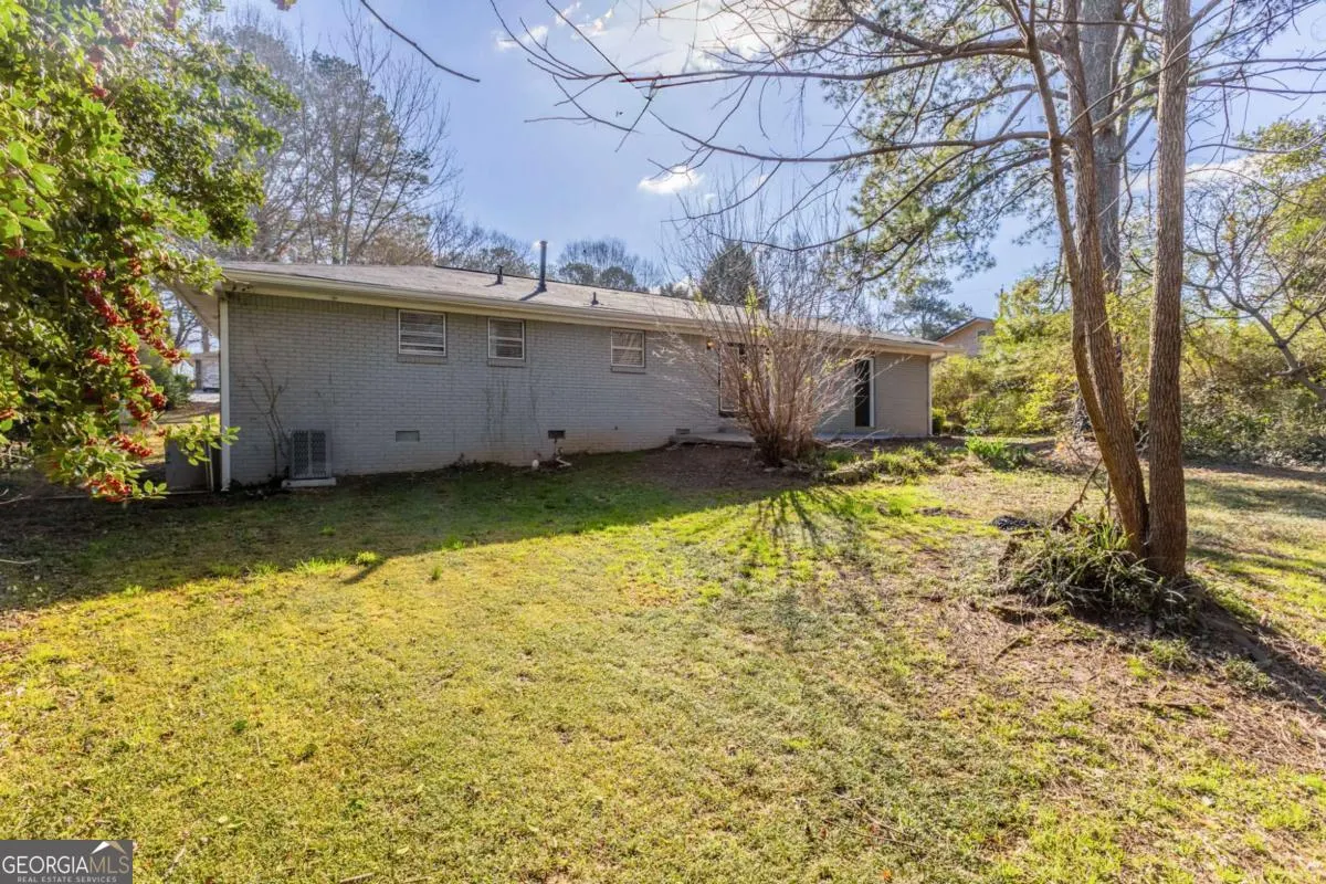 1526 Colony East Circle