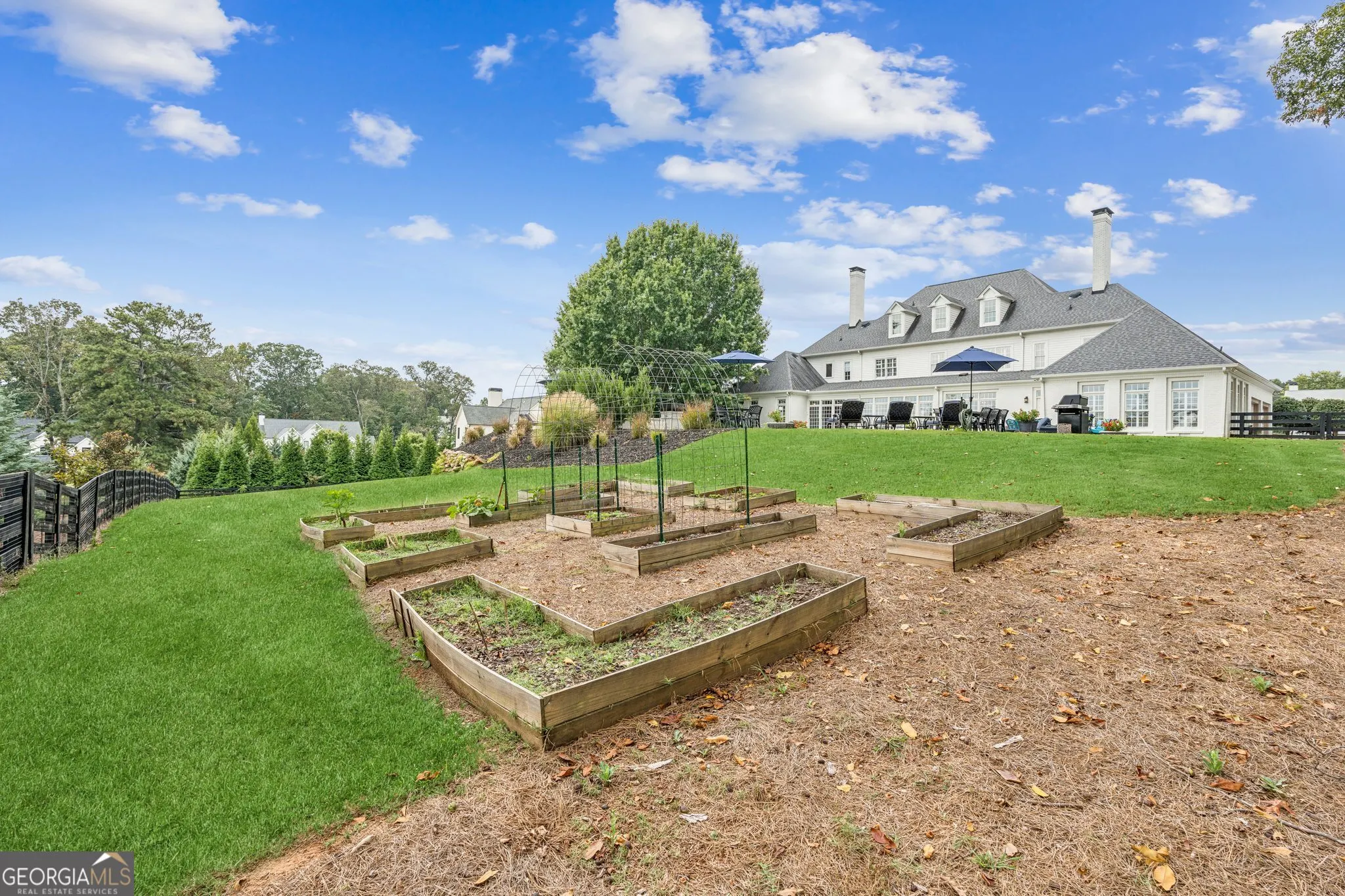 1505 Bon Endriot Court