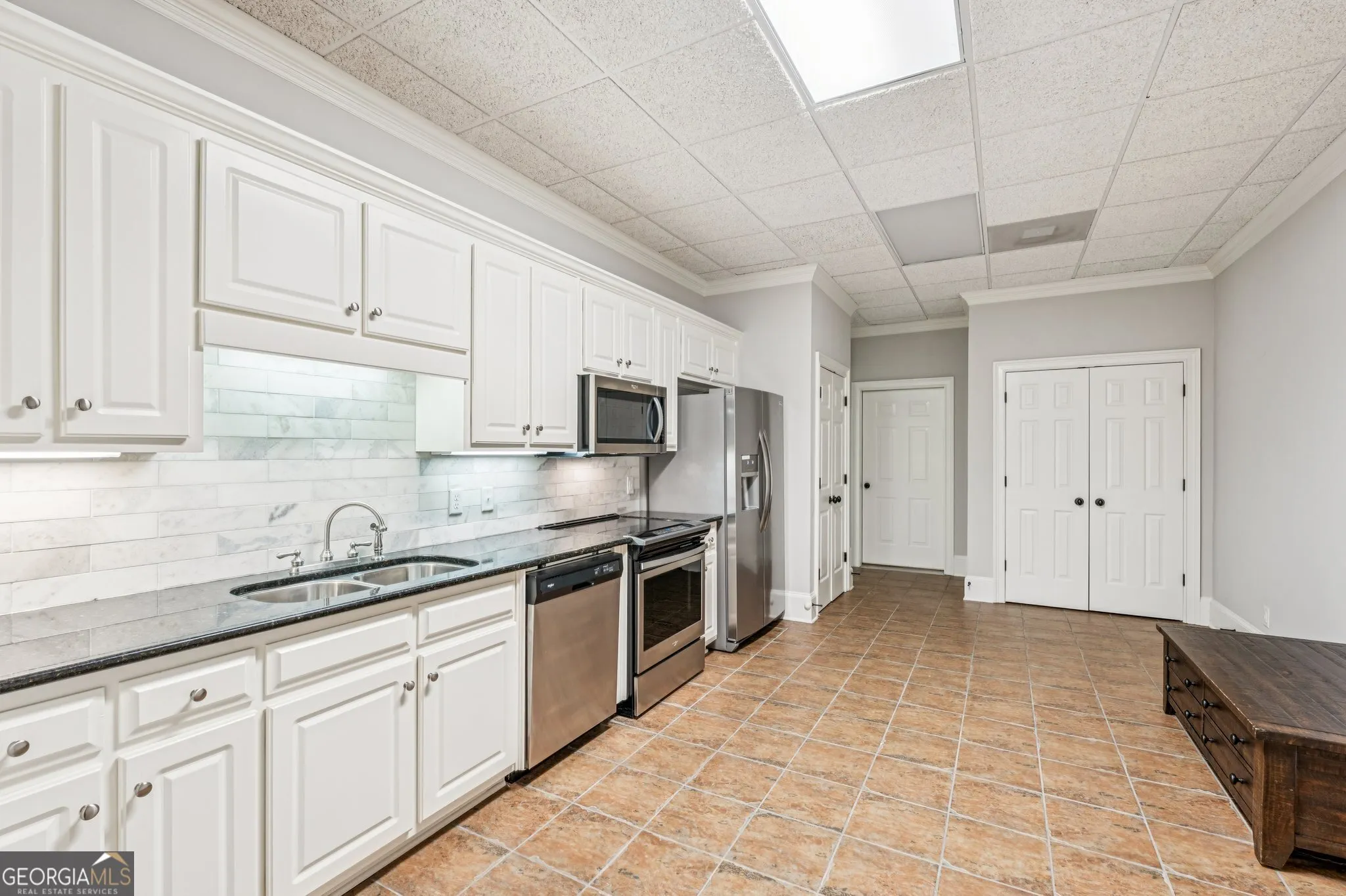 1505 Bon Endriot Court