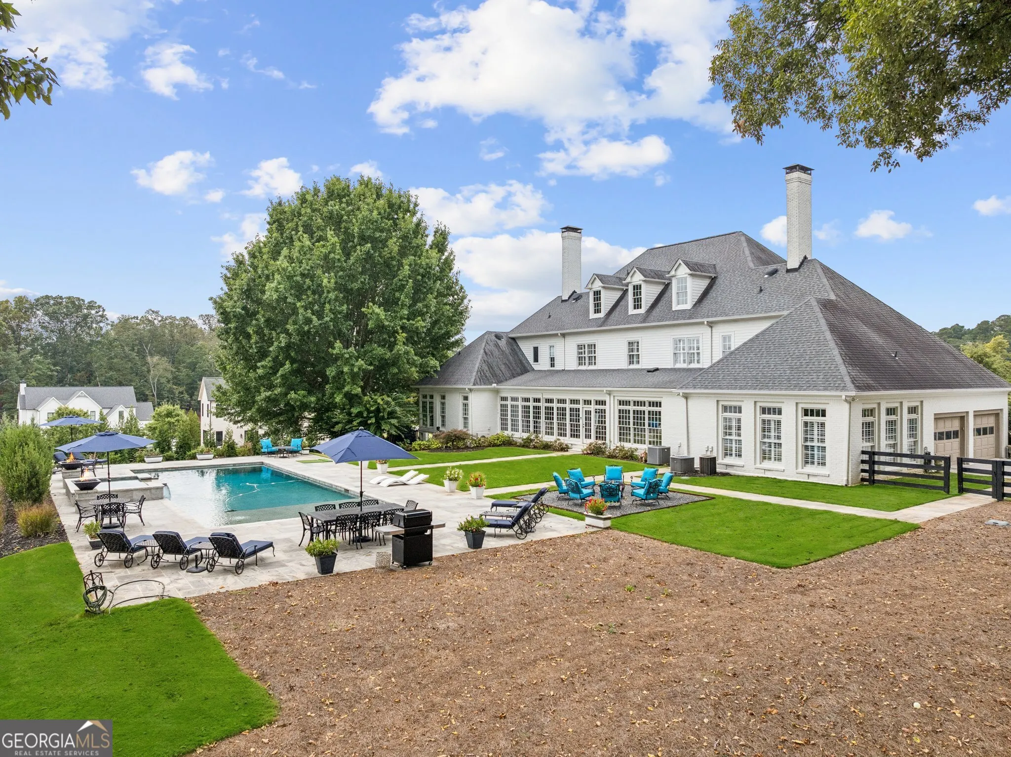1505 Bon Endriot Court
