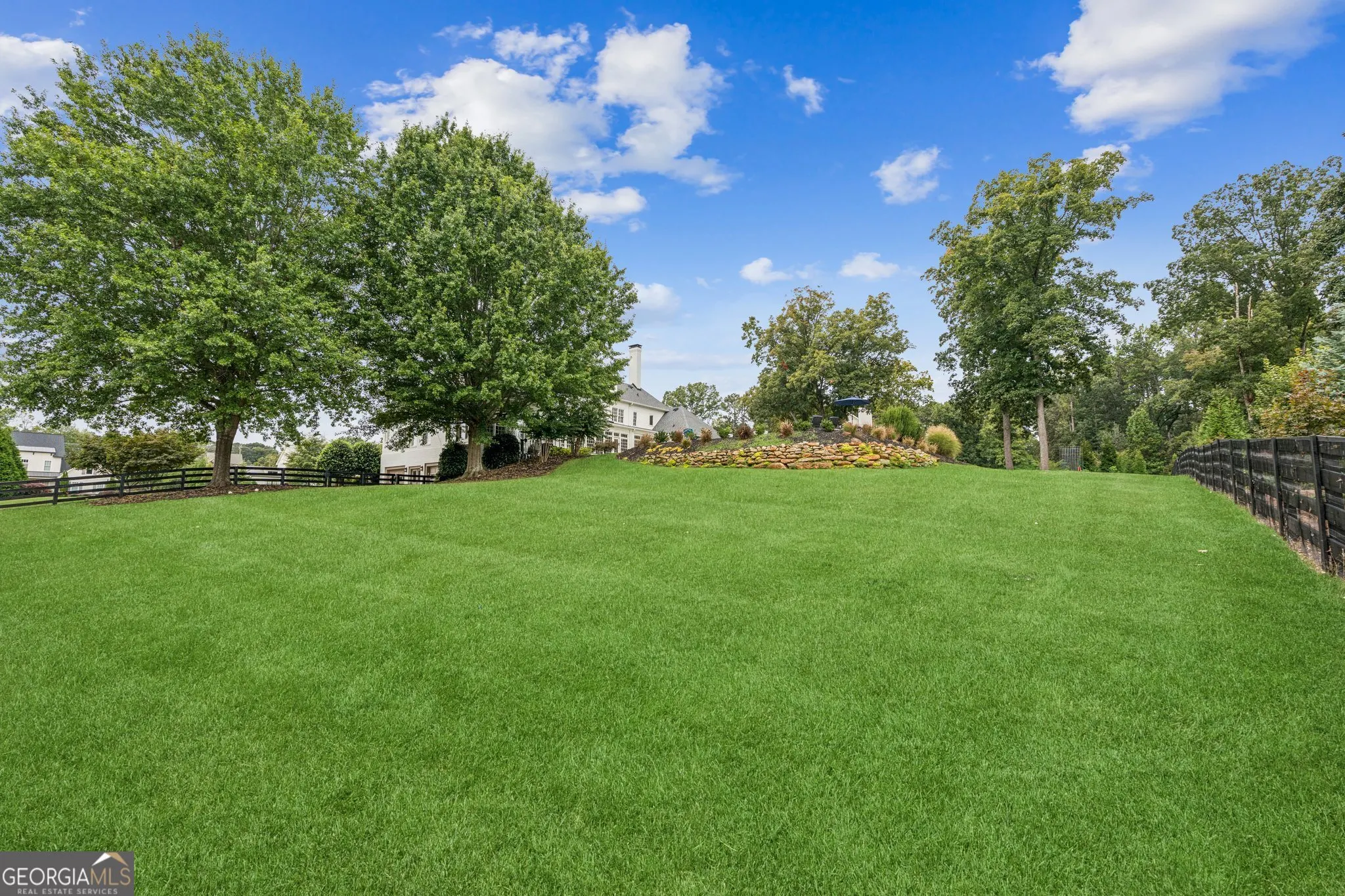 1505 Bon Endriot Court