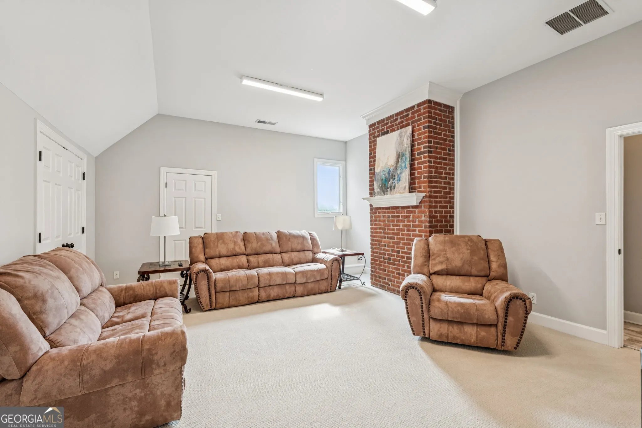 1505 Bon Endriot Court