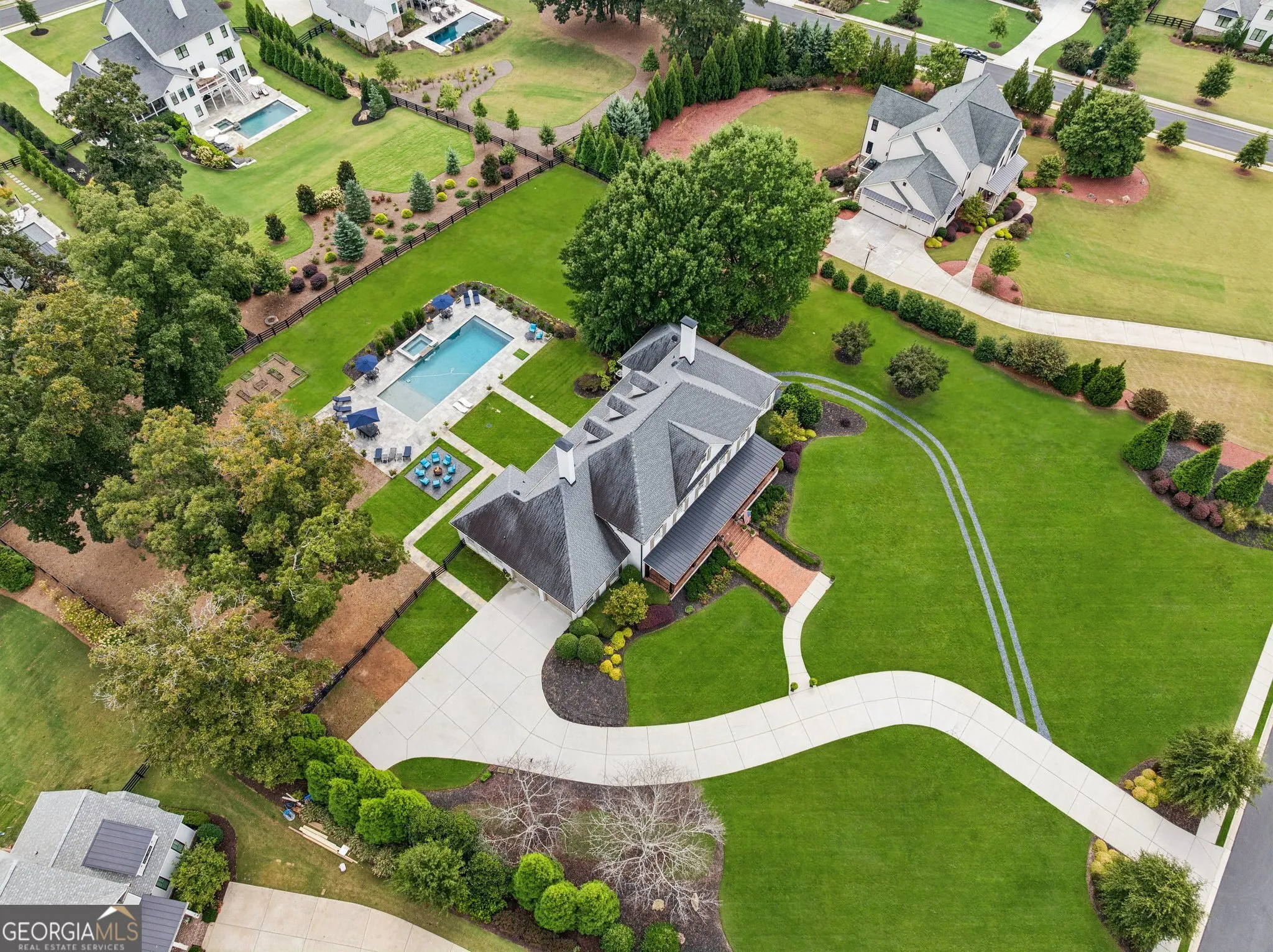 1505 Bon Endriot Court