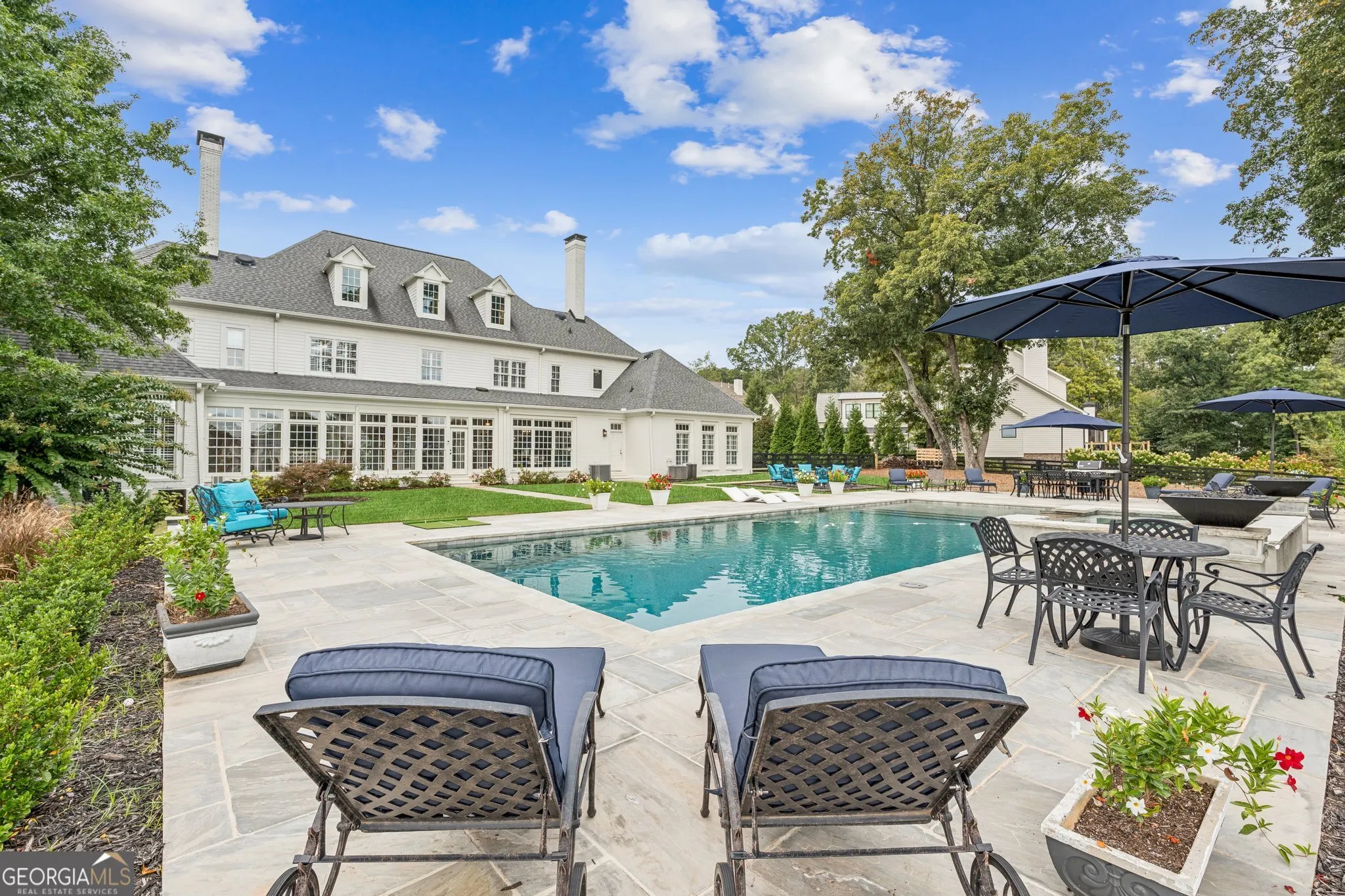 1505 Bon Endriot Court