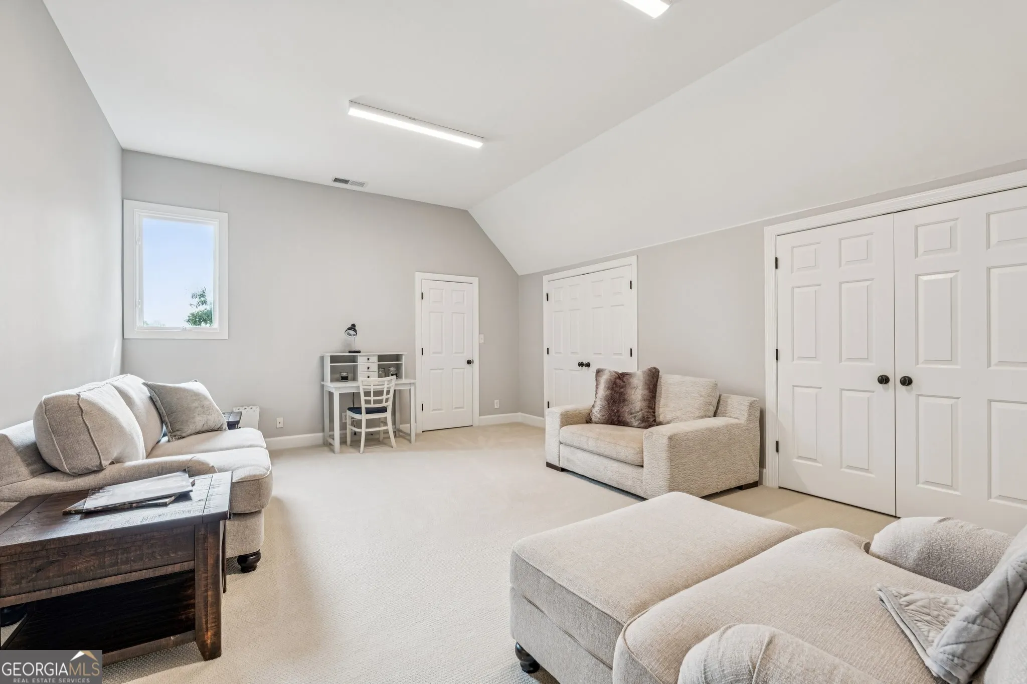 1505 Bon Endriot Court