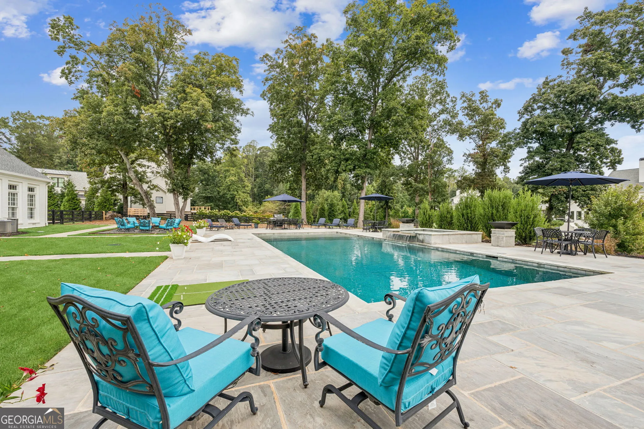 1505 Bon Endriot Court
