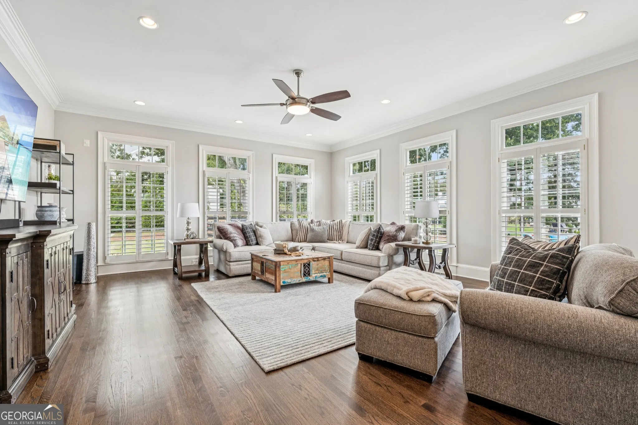 1505 Bon Endriot Court