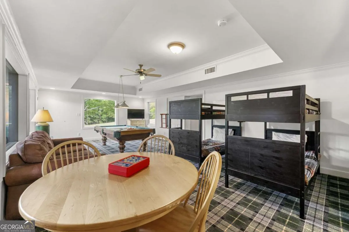 2653 Ben T Huiet Highway