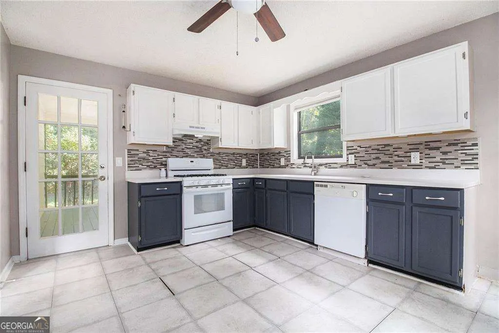 1180 Springs Drive