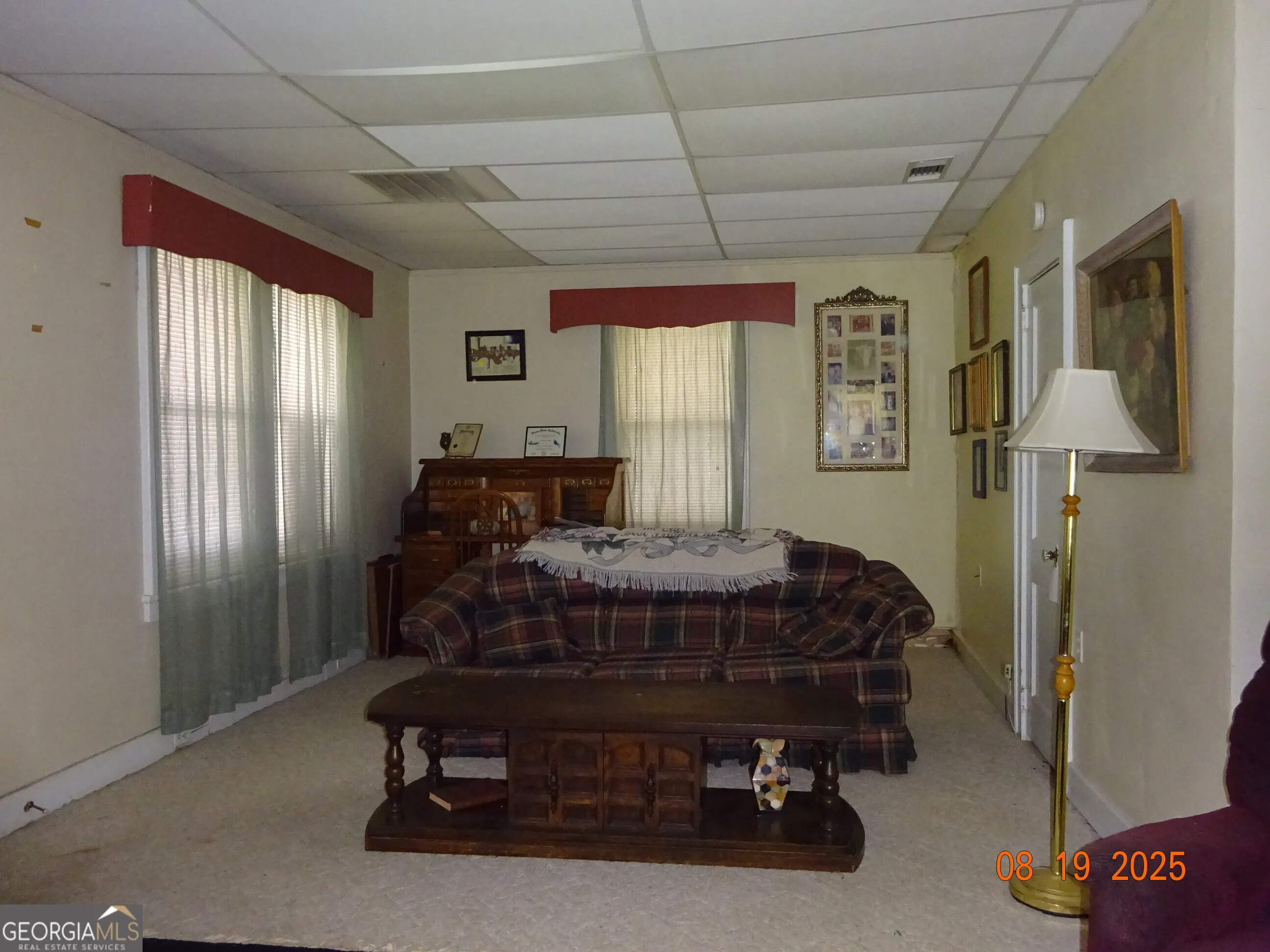 6 N Spring Street
