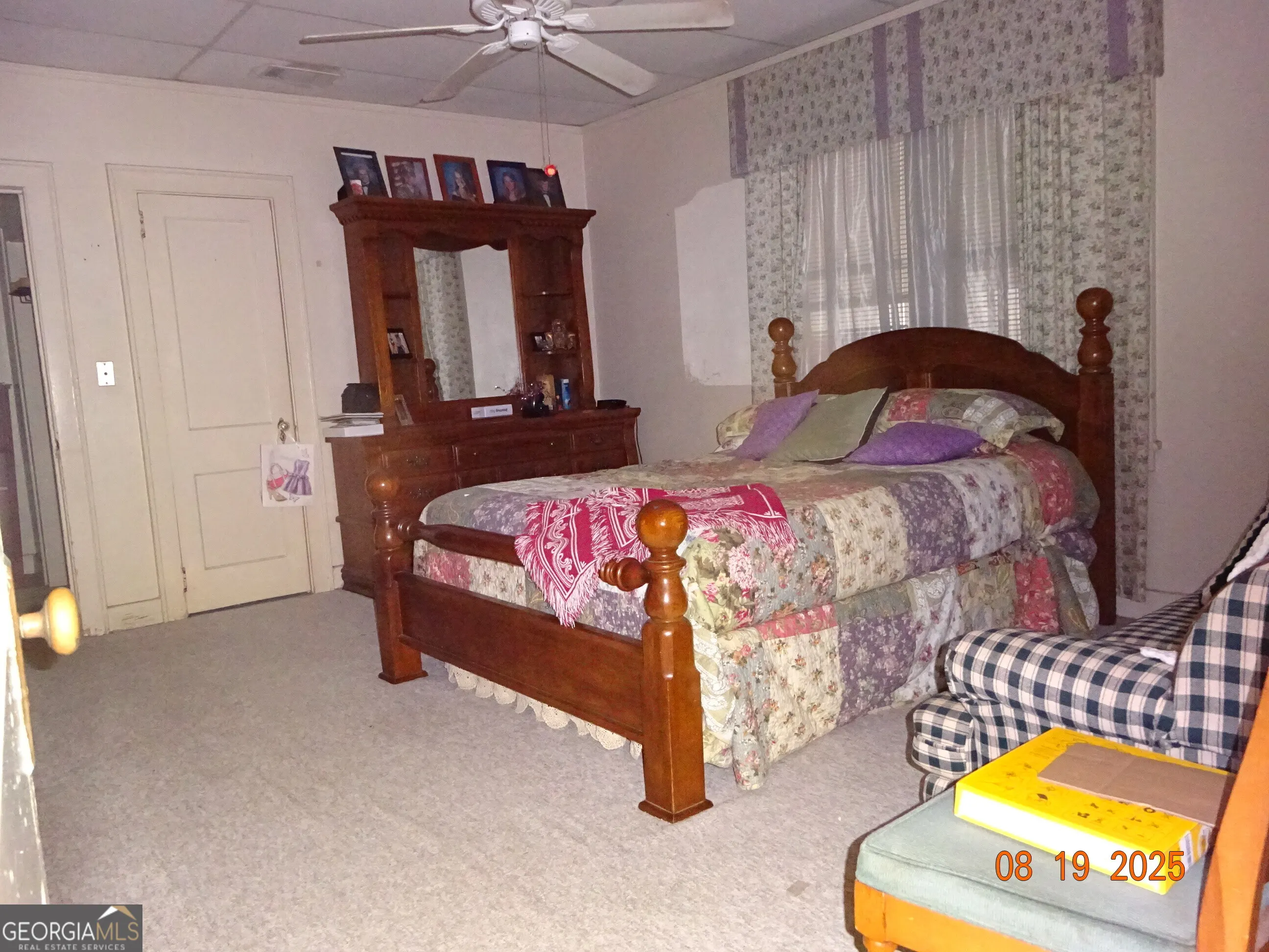 6 N Spring Street