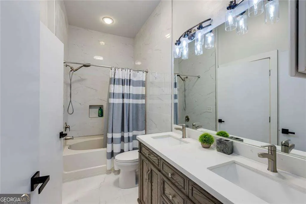 326 2630 Talley Street, #326