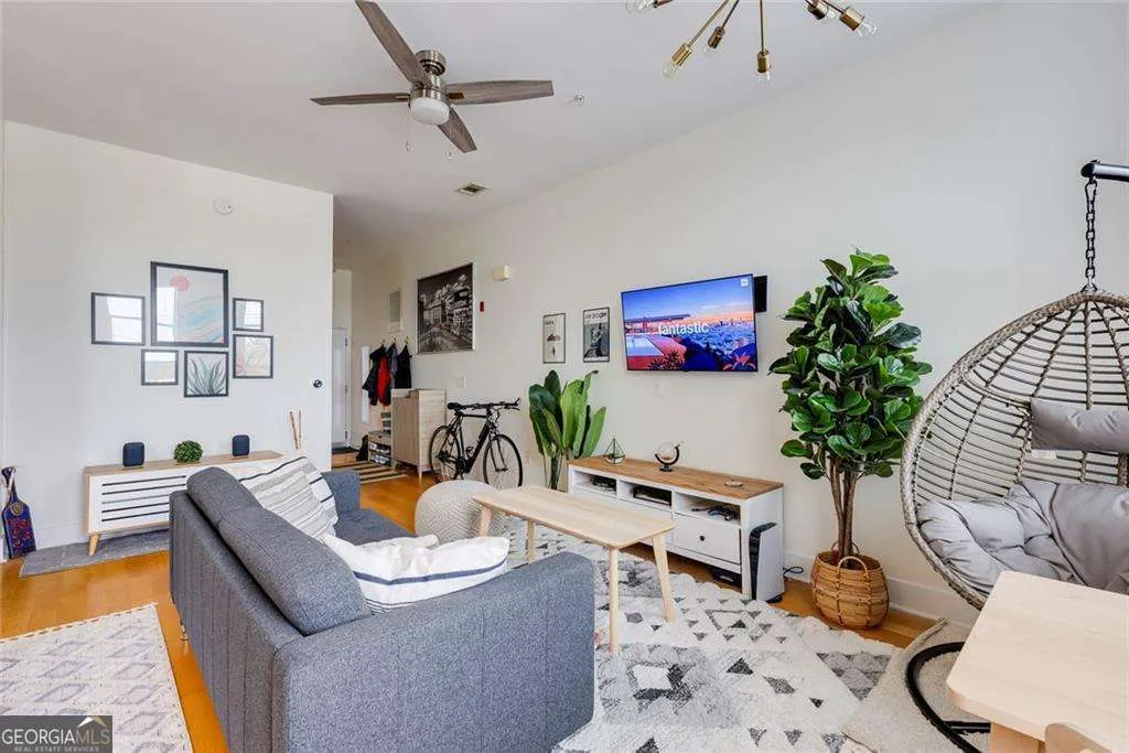 326 2630 Talley Street, #326