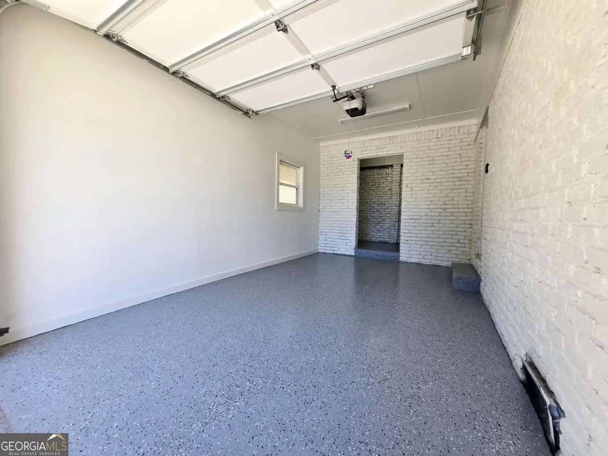 2400 Glenrock Drive