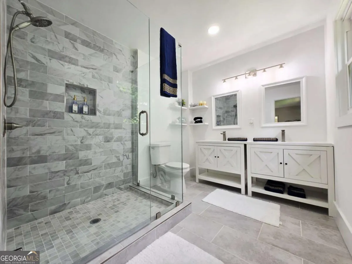 2400 Glenrock Drive