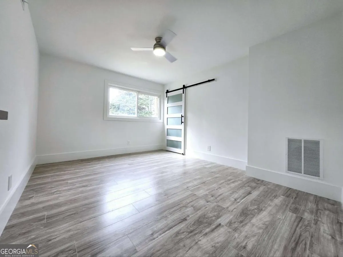 2400 Glenrock Drive