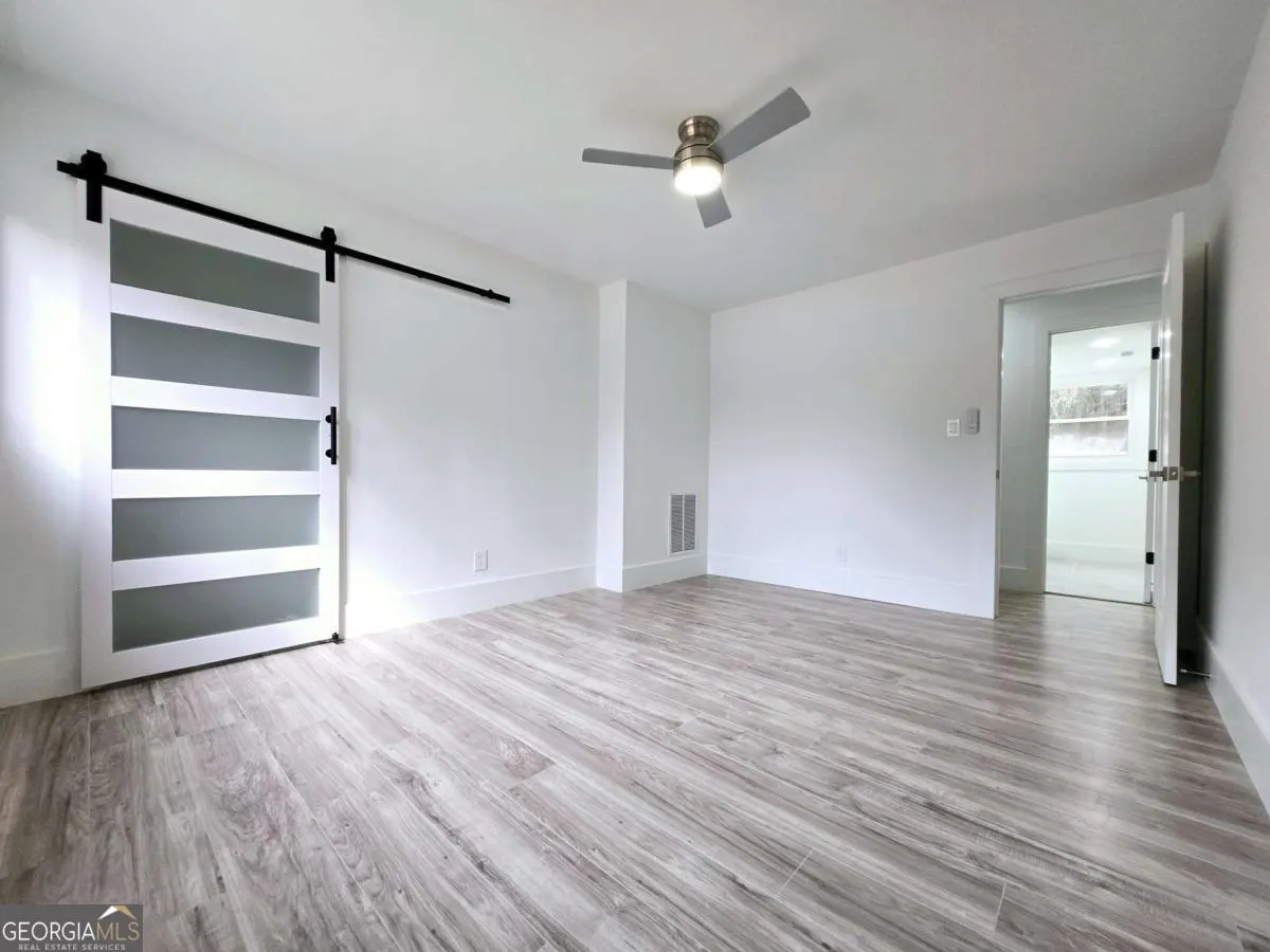2400 Glenrock Drive
