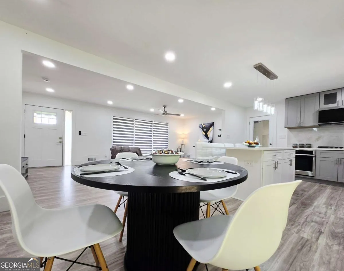 2400 Glenrock Drive