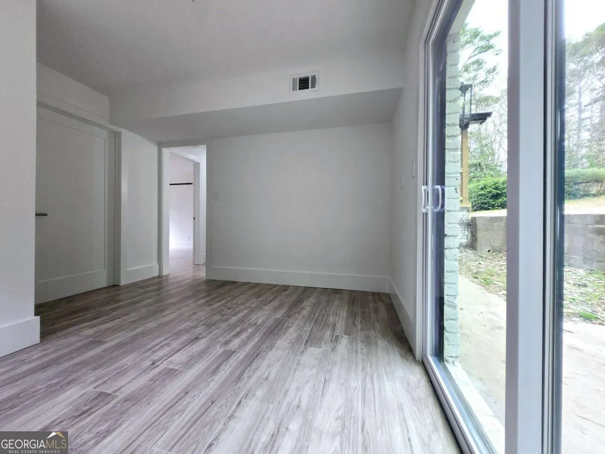 2400 Glenrock Drive