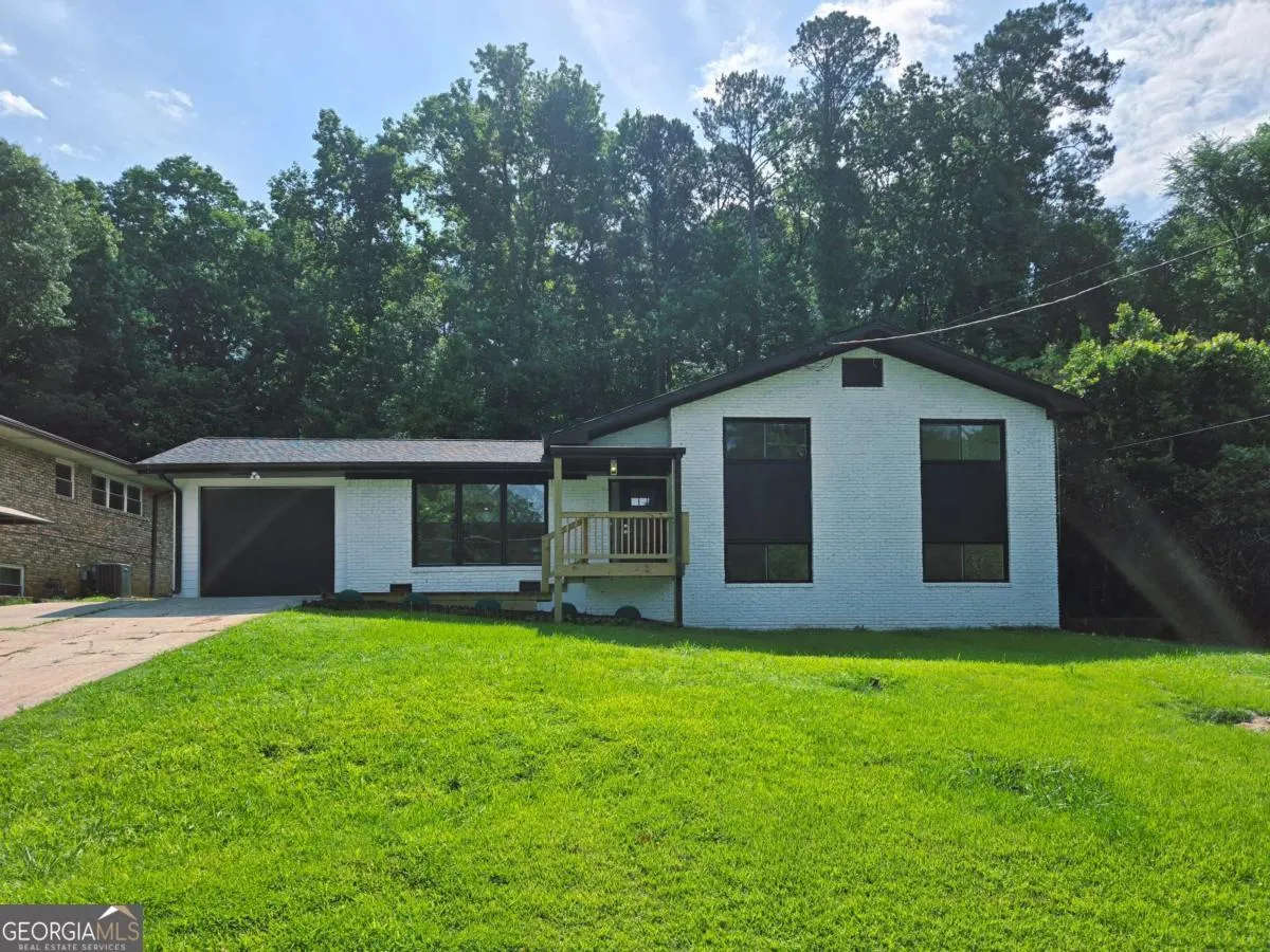 2400 Glenrock Drive