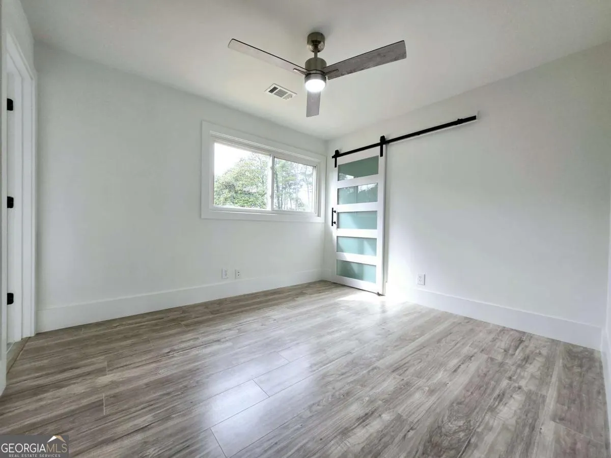 2400 Glenrock Drive